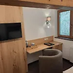 Garni Viktoria 3*