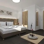 Garni Viktoria Hotel