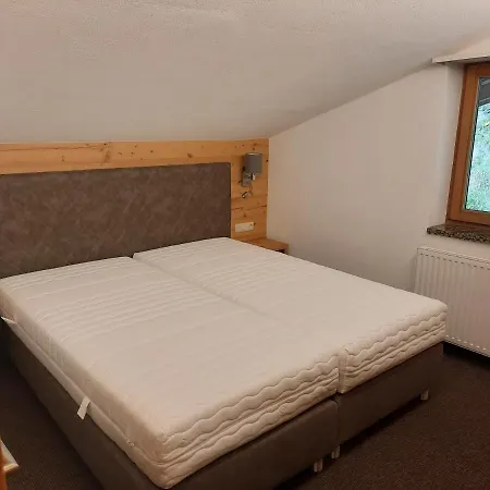 Garni Viktoria Hotel 3*