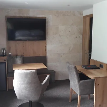 호텔 Garni Viktoria 3*