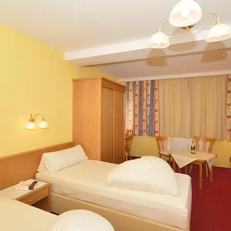 ホテル Garni Viktoria