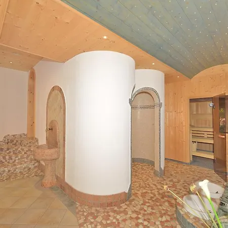 Garni Viktoria ホテル